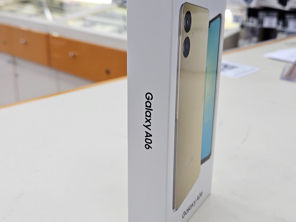 Смартфон Samsung Galaxy A06 4/64