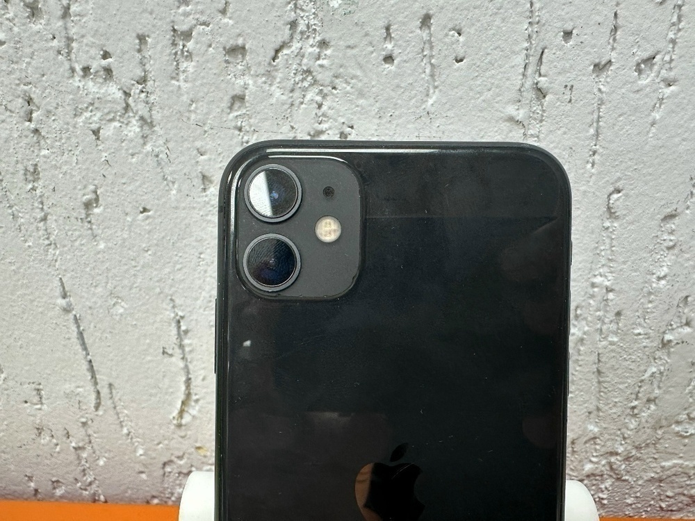 Смартфон Apple iPhone 11 64Gb