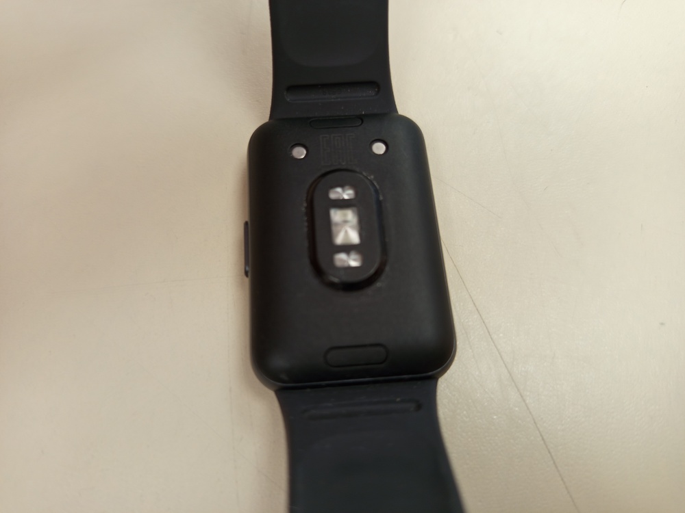 Смарт-часы Samsung Galaxy Fit3
