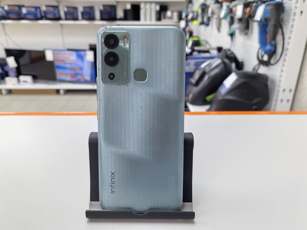 Смартфон Infinix HOT 12i 4/64