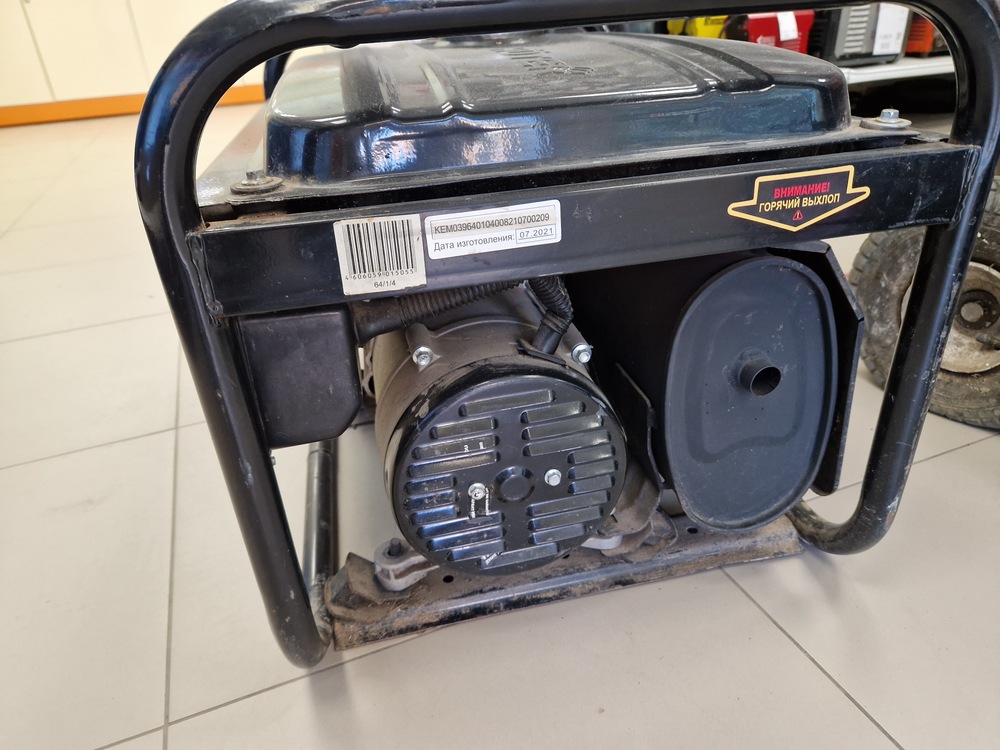 Бензогенератор  DY3000L