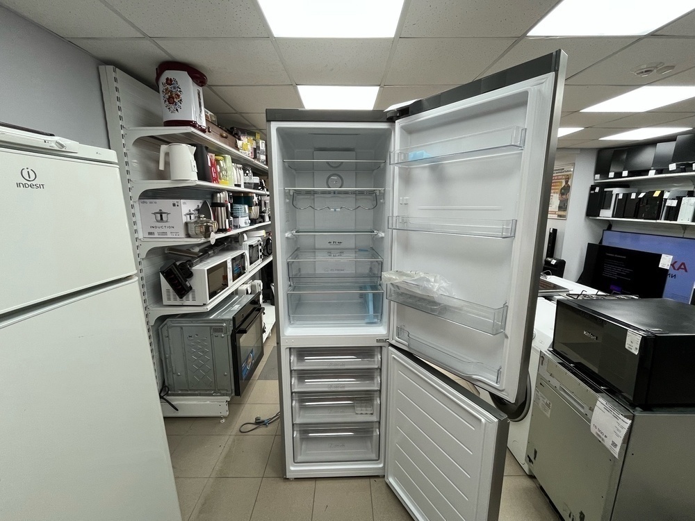 Холодильник Haier C2F636CFFD