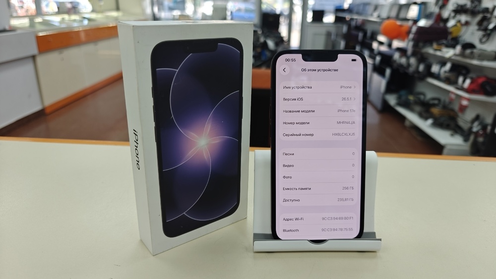 Смартфон Apple Iphone 17E 256Gb
