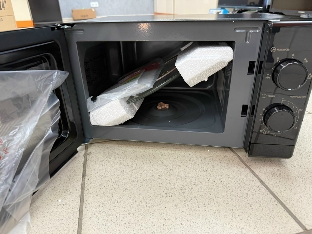 Микроволновая печь Leran FMO 20M22W