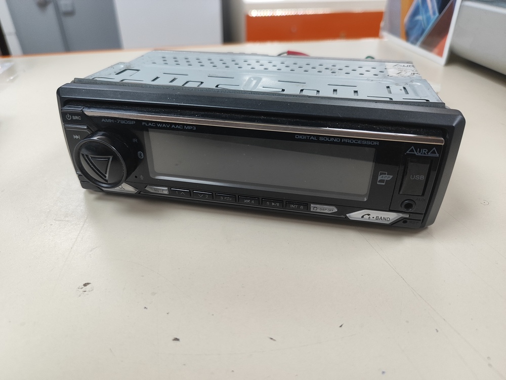Автомагнитола Aura AMH-79DSP