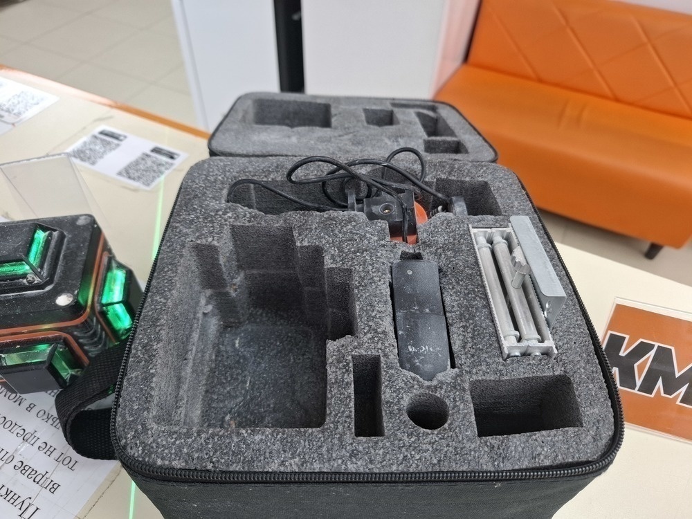 НИВЕЛИР Hilda 4D;