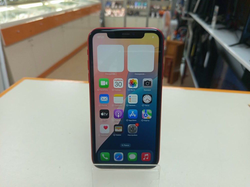 Смартфон Apple iPhone 11 64Gb