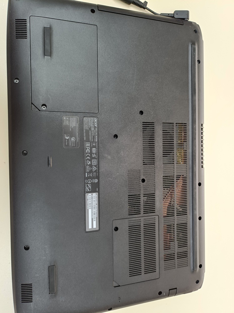 Ноутбук Acer N17C3; Core i3-6006U, GeForce 940MX, 12 Гб, 128 Гб, 1 Tb