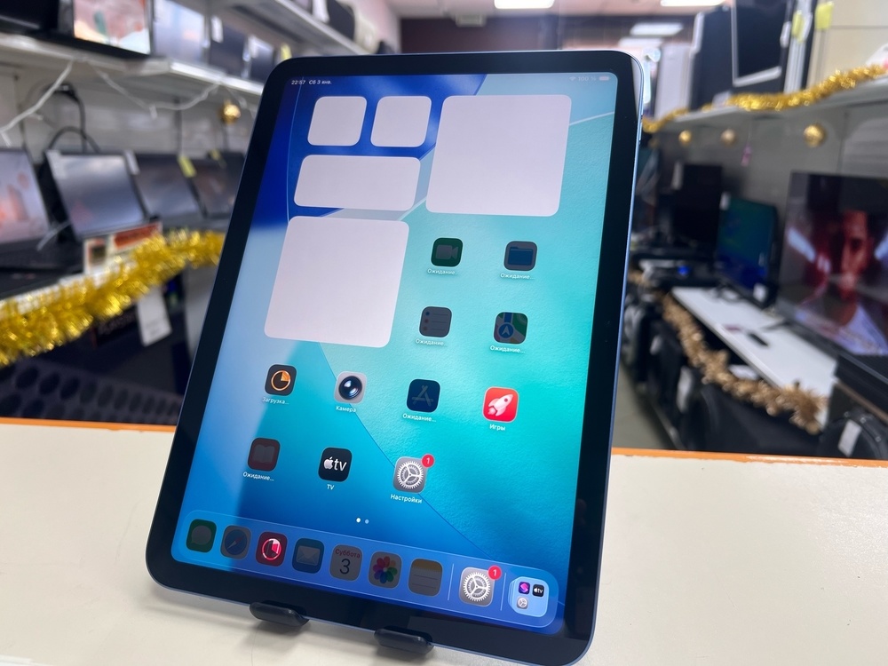 Планшет Apple iPad 10 64 ГБ (2022 A2696 (Wi-Fi)