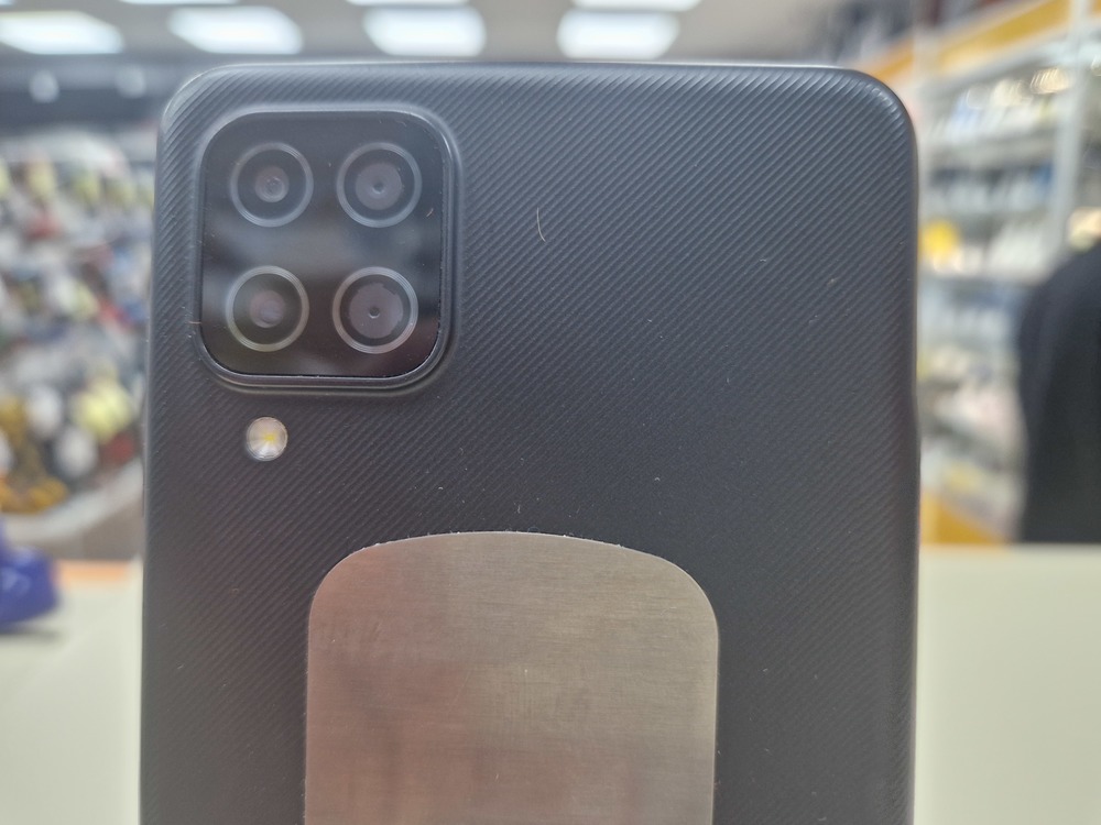 Смартфон Samsung Galaxy A12 4/64