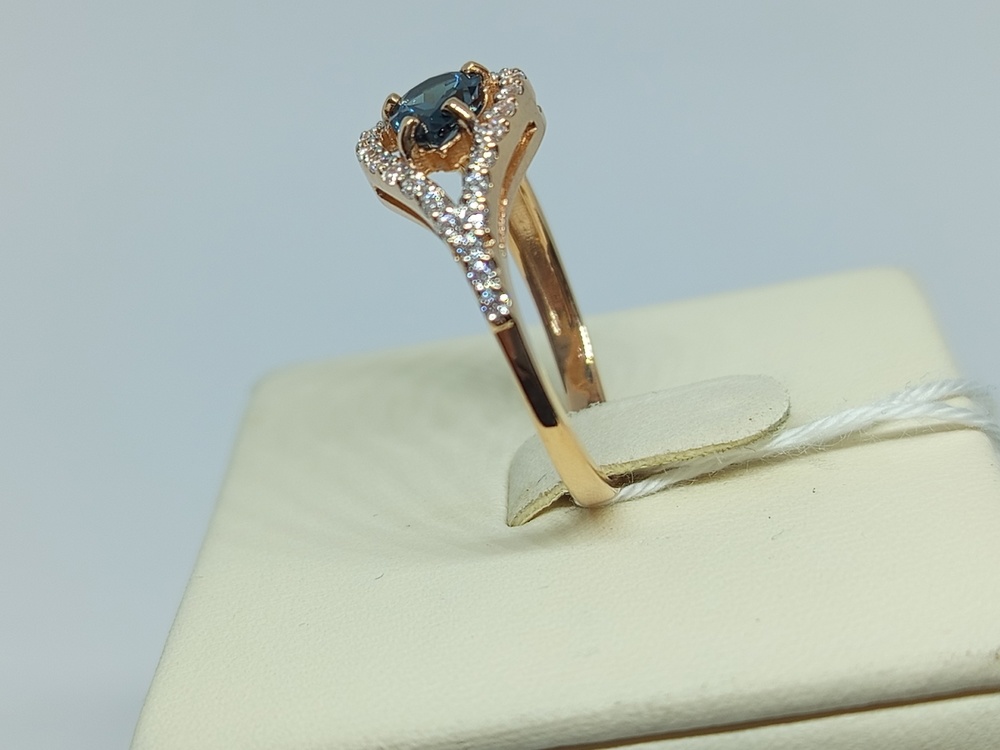 КОЛЬЦО С КАМНЯМИ (Au 585)