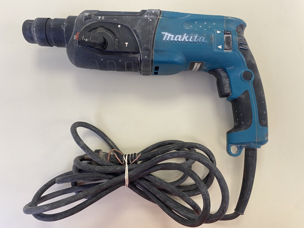 Перфоратор Makita HR2470