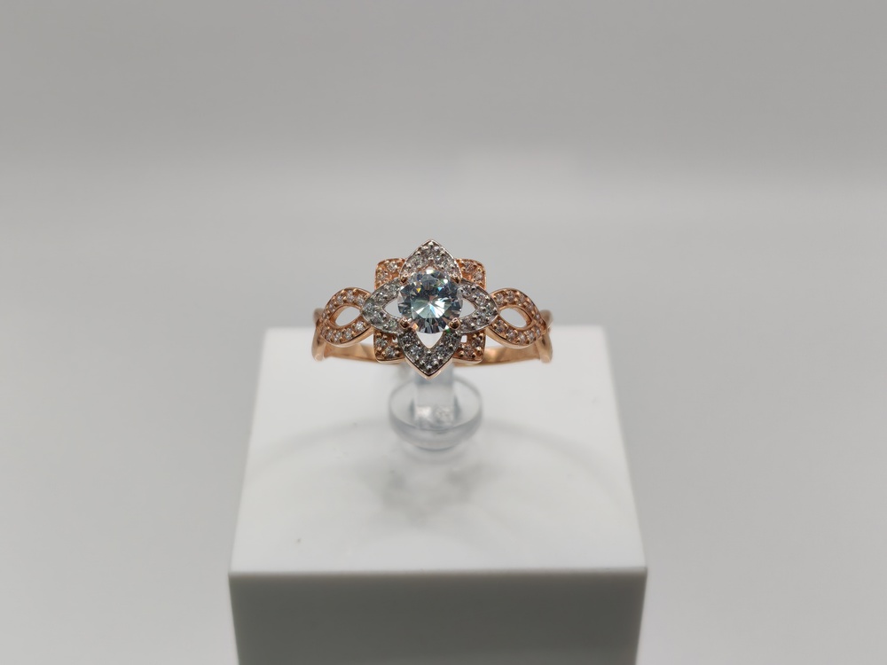 КОЛКМИ585 КОЛЬЦО С КАМНЯМИ (Au 585)