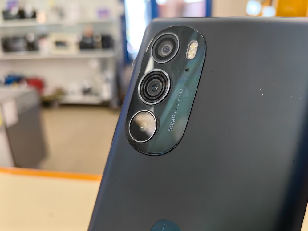 Смартфон Motorola Edge 30 Pro