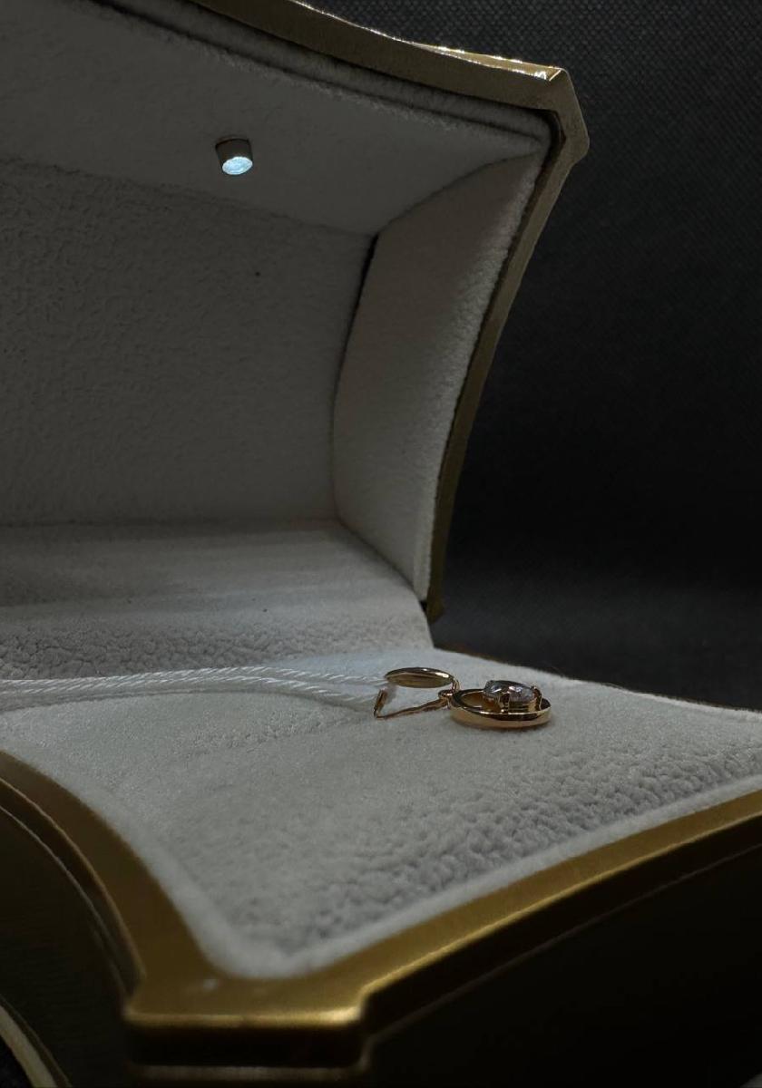 ПОДВЕСКА С КАМНЕМ (Au 585)