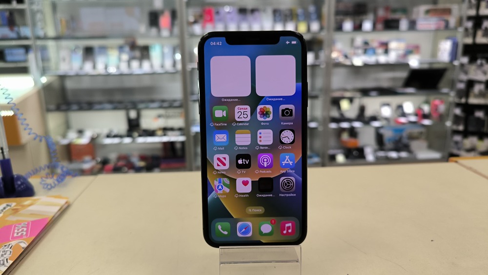 Смартфон Apple iPhone X 64Gb