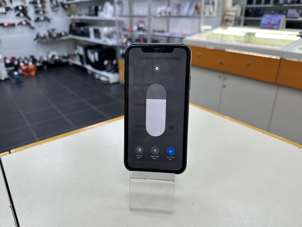 Смартфон Apple iPhone 11 128Gb