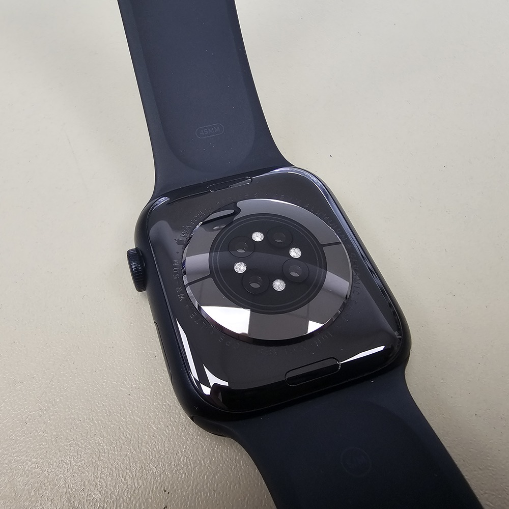 Смарт-часы Apple Watch Series 8 45mm