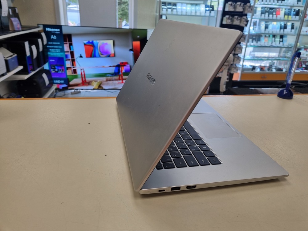 Ноутбук Huawei BoD-WDH9; Core i5-1135G7, Iris(R) Xe Graphics, 8 Гб, 512 GB, Нет