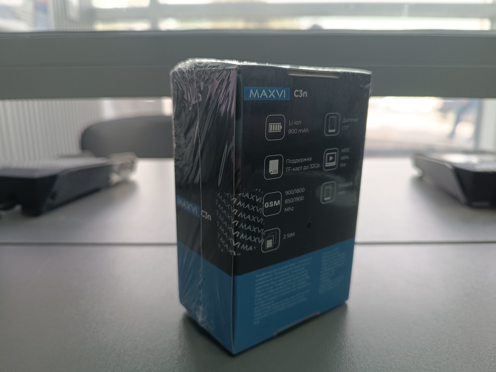 Мобильный телефон Maxvi C3N