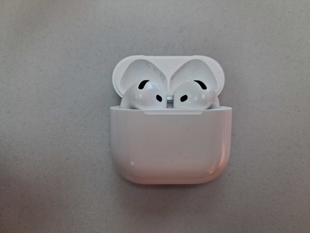 Наушники беспроводные Apple AirPods 4 с ANC