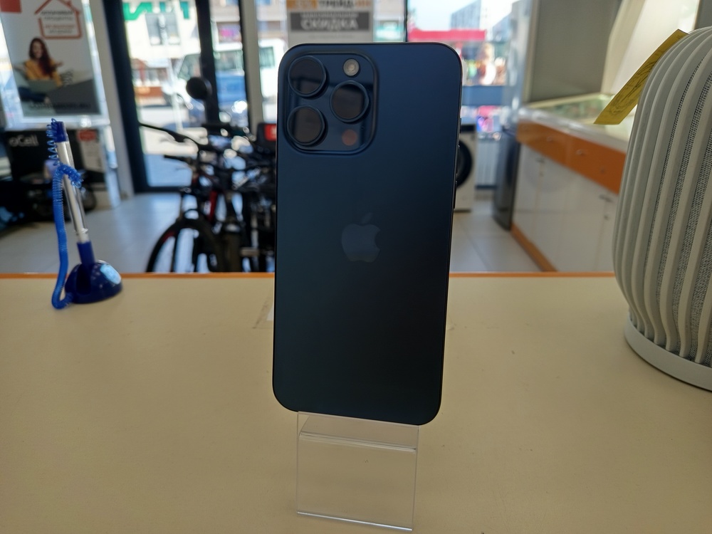 Смартфон Apple iPhone 15 Pro Max 256Gb