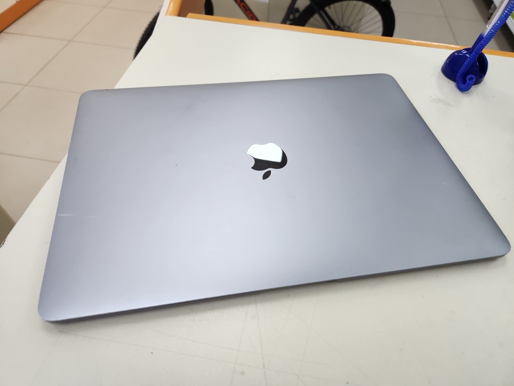 Ноутбук APPLE MacBook Air (Retina, 13 дюймов, 2019 г.);