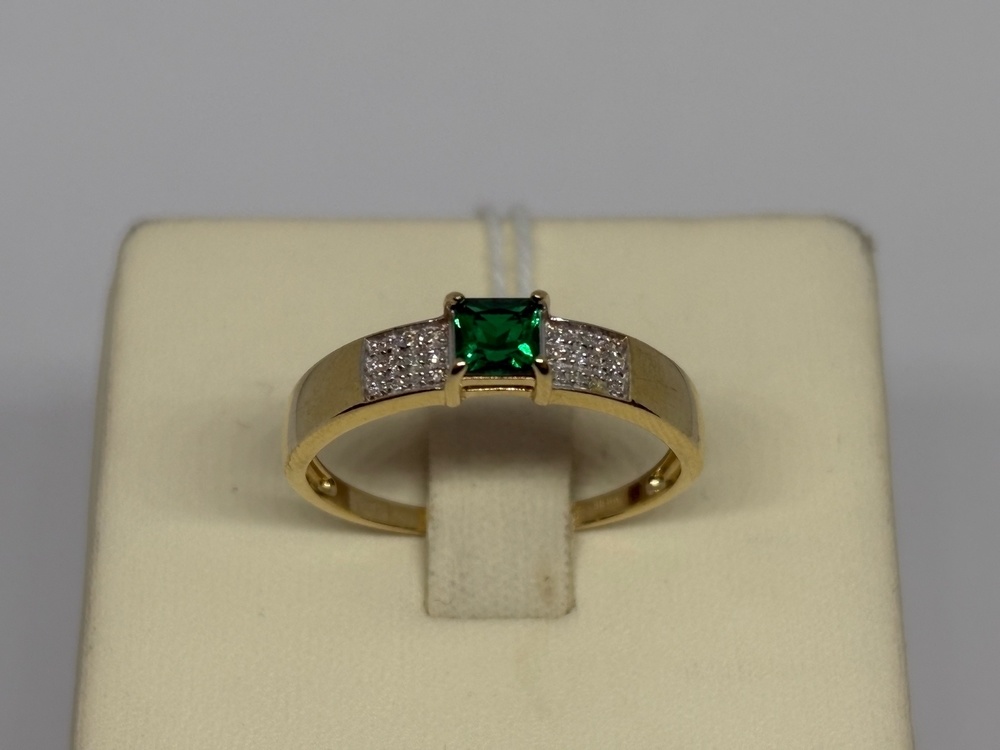 КОЛКМИ585 КОЛЬЦО С КАМНЯМИ (Au 585)