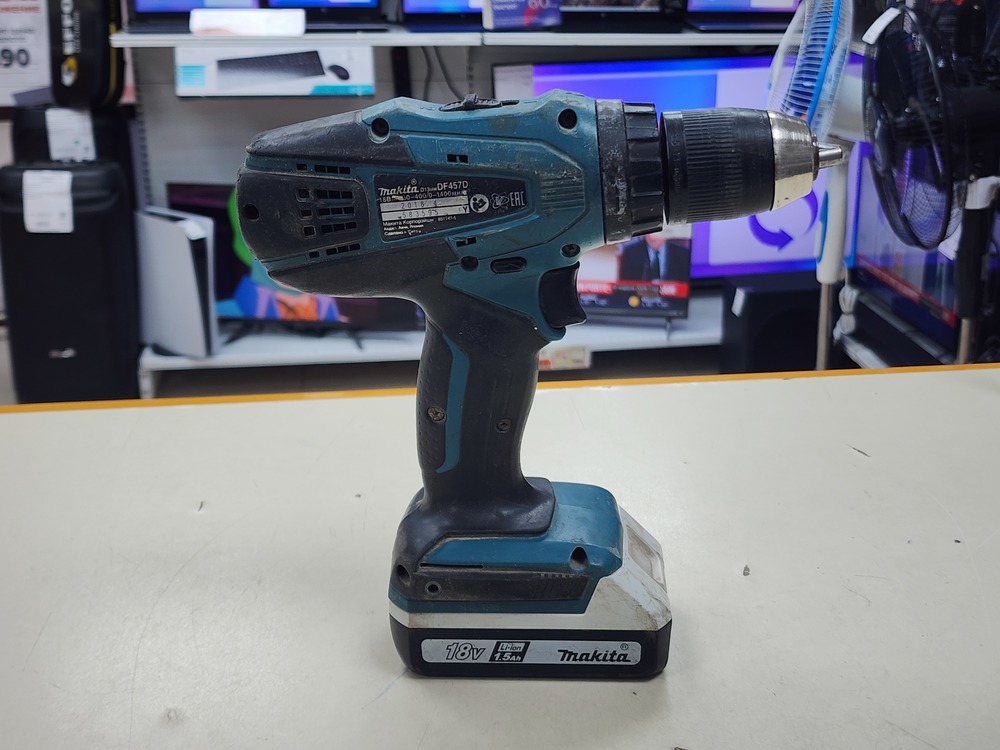 Шуруповерт Makita DF-457