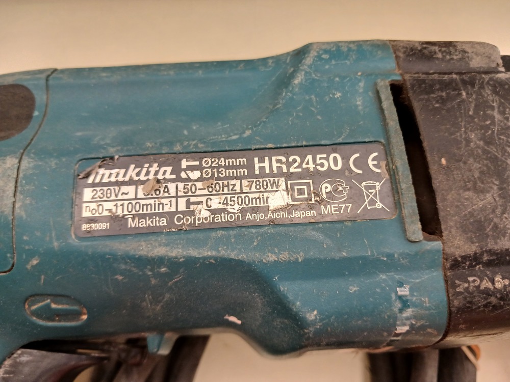 Перфоратор Makita HR-2450