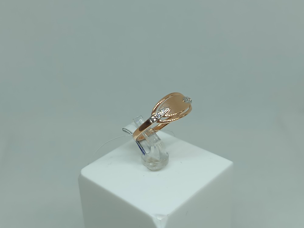 КОЛЬЦО С КАМНЯМИ (Au 585)