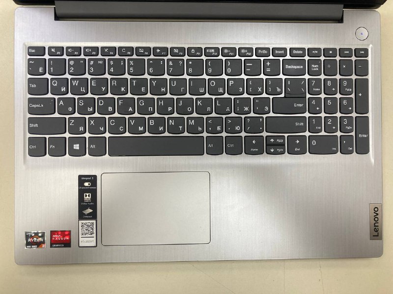 Ноутбук Lenovo idealpad 3; Ryzen 3 4300U, AMD Radeon (TM) Graphics, 4 Гб, 256 Гб, Нет