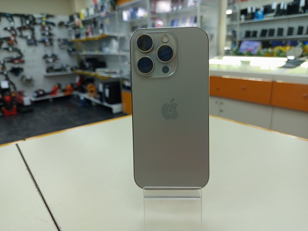 Смартфон Apple Iphone 16 Pro 128Gb
