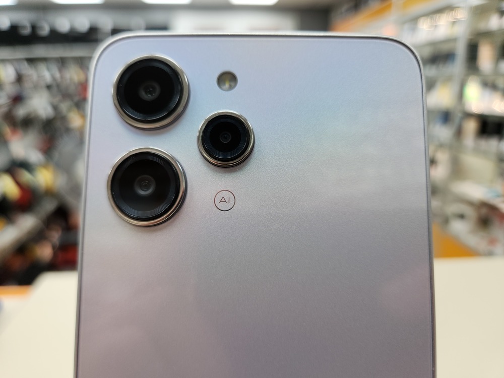 Смартфон Xiaomi Redmi 12 4/128
