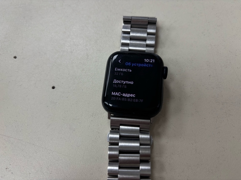 Смарт-часы Apple Watch SE 2022 40mm