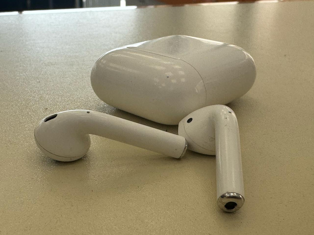 Наушники беспроводные Apple AirPods 2