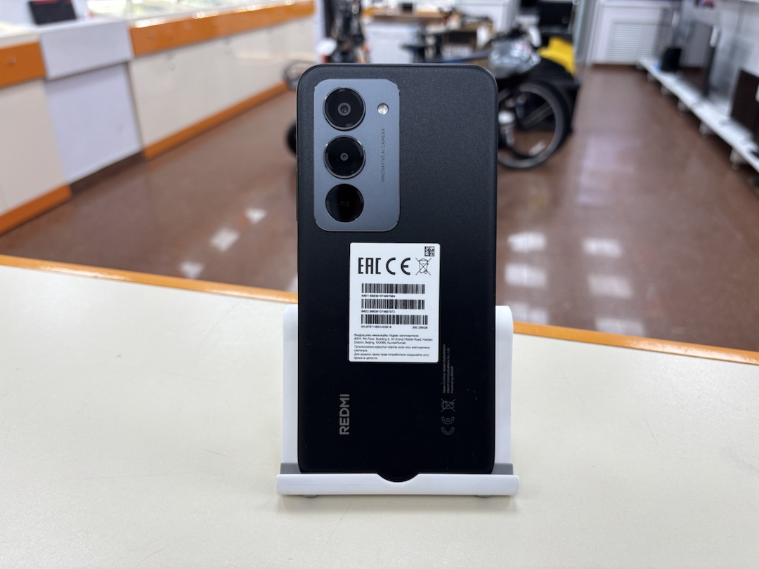 Смартфон Xiaomi Redmi 15 8/256