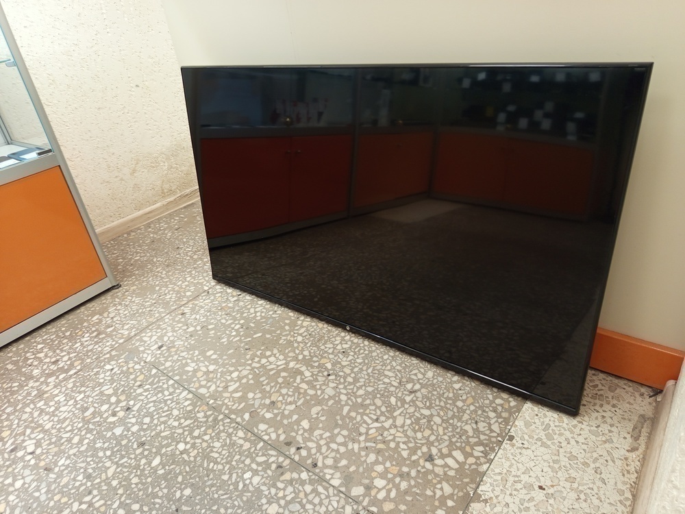 LED Телевизор HI VHIX-50U169MSY