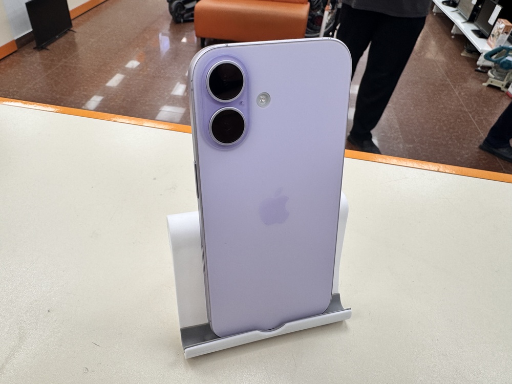 Смартфон Apple Iphone 17 256Gb eSim