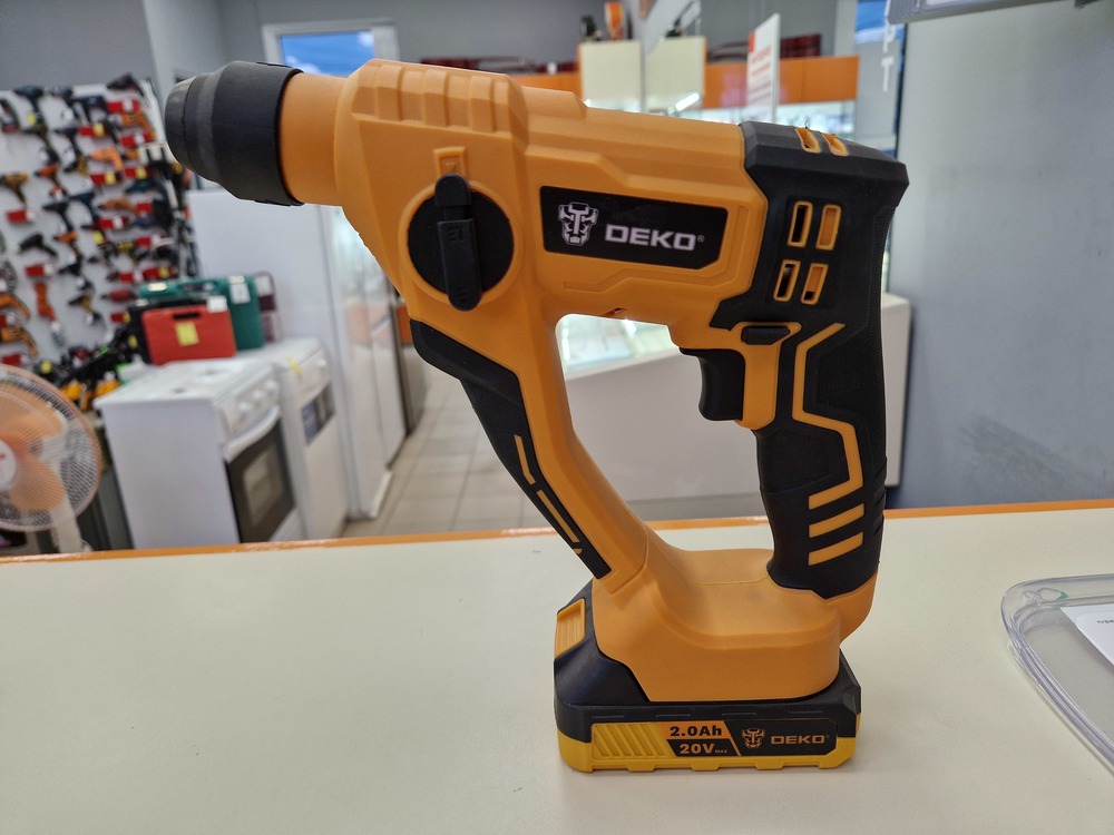 Перфоратор Deko DKCH20