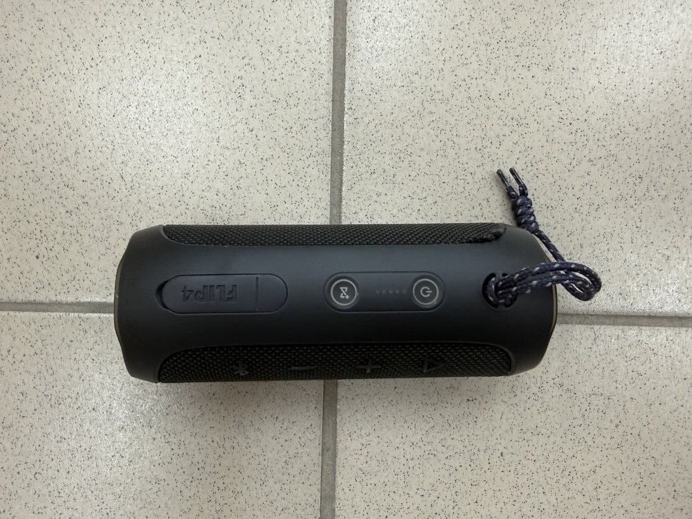 Портативная акустика JBL Flip 4
