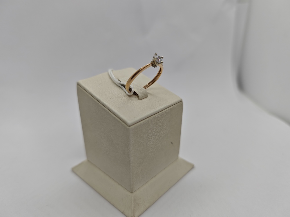 КОЛКМ585 КОЛЬЦО С КАМНЕМ (Au 585)