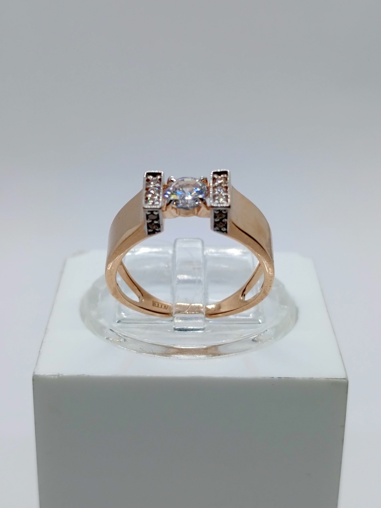 КОЛЬЦО С КАМНЯМИ (Au 585)