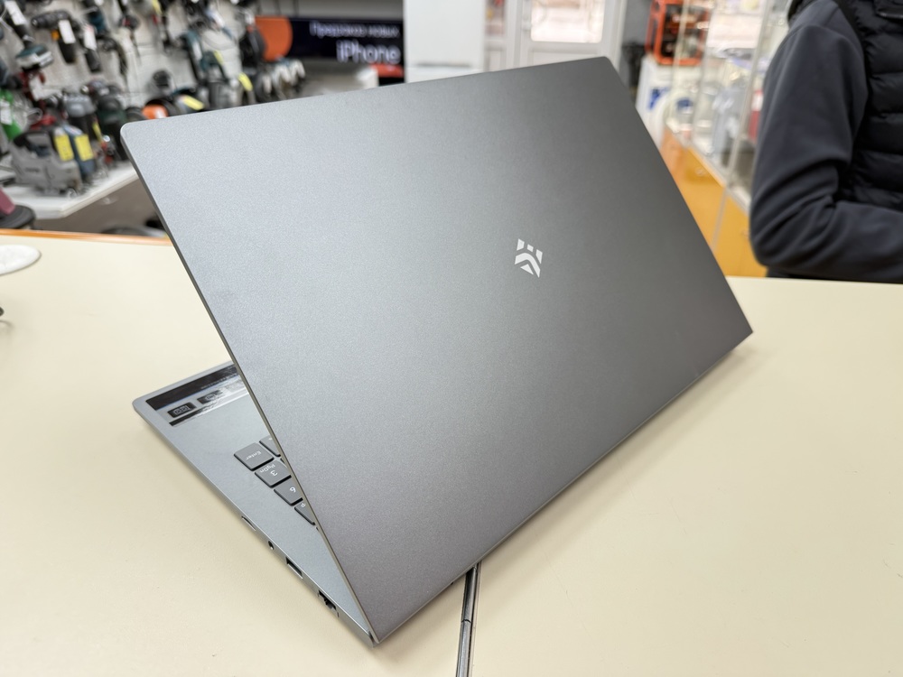 Ноутбук Dexp Atlas A15-A5W402; Ryzen 5 6600H, AMD Radeon (TM) Graphics, 8 Гб, 256 Гб, Нет