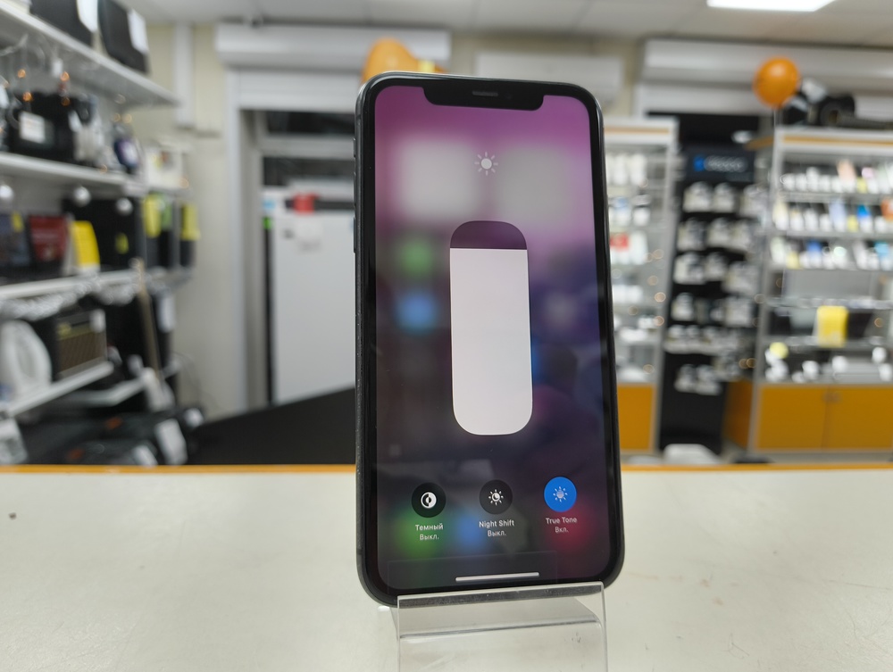 Смартфон Apple iPhone 11 64Gb