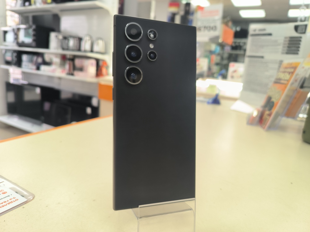 Смартфон Samsung Galaxy S24 Ultra 12/256