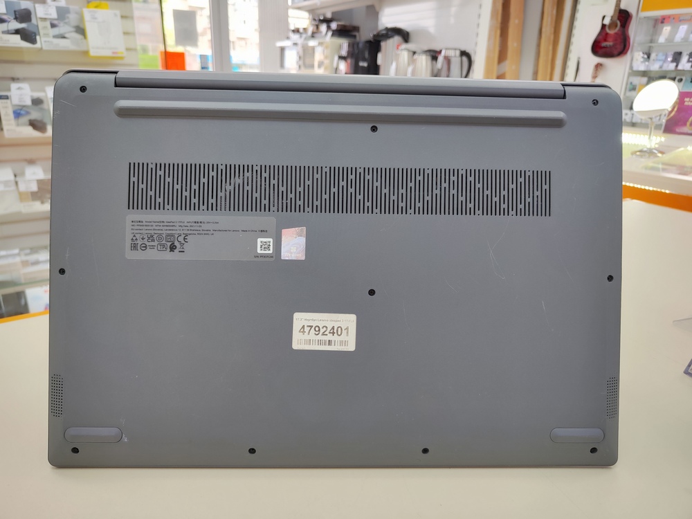 Ноутбук Lenovo ideapad 3; Pentium Gold 7505, Intel UHD Graphics, 4 Гб, 128 Гб, Нет
