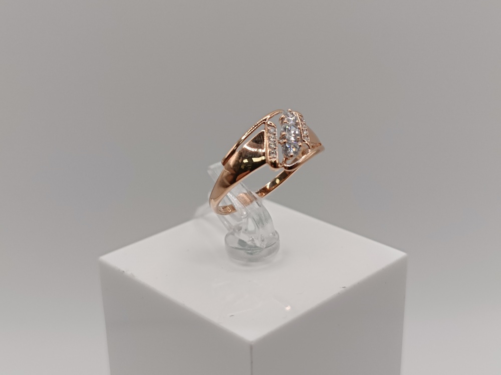 КОЛКМИ585 КОЛЬЦО С КАМНЯМИ (Au 585)