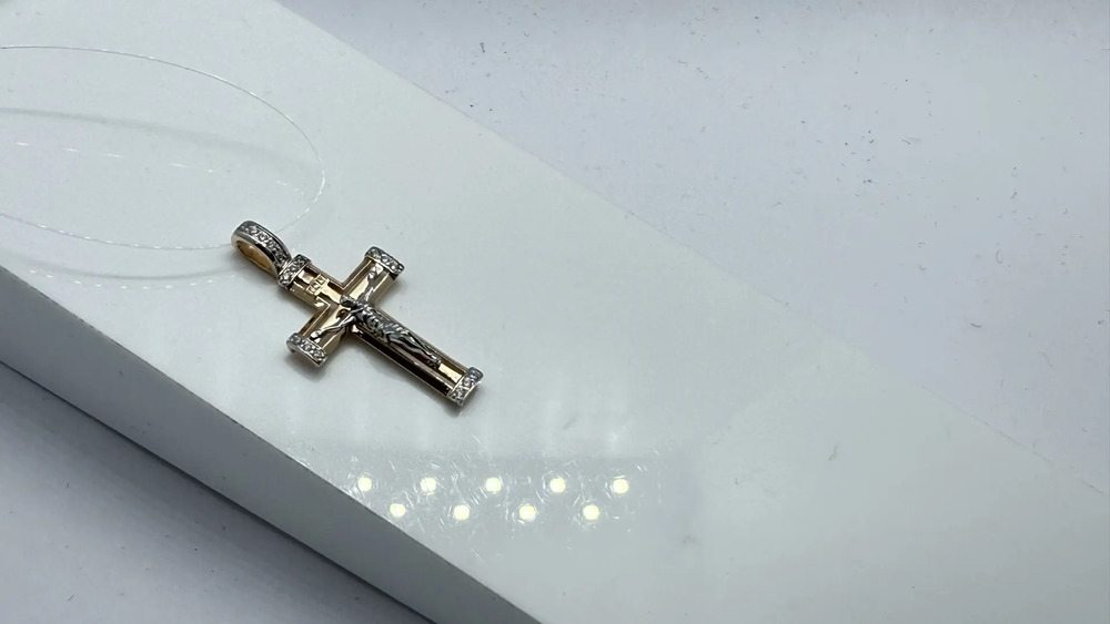 ПОДВЕСКА КРЕСТ с камнями (Au 585)