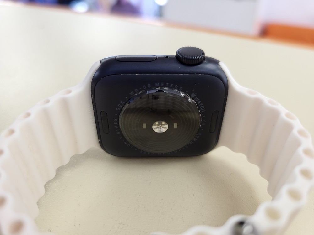 Смарт-часы Apple Watch SE 2022 40mm